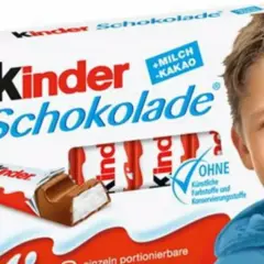 Kto jest na opakowaniu kinder czekolady? Poznaj modela i jego historię