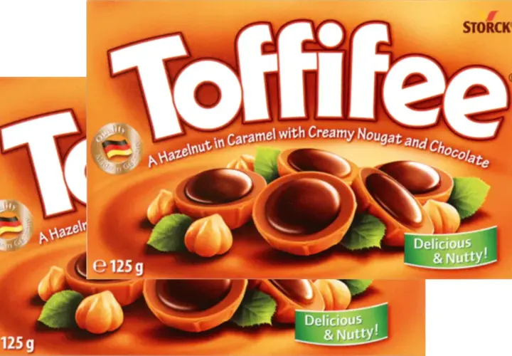 Toffifee: orzech laskowy w karmelu z kremowym nugatem i czekoladą.
